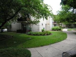 12558 Fairview Ave. #1B, Blue Island, IL 60406