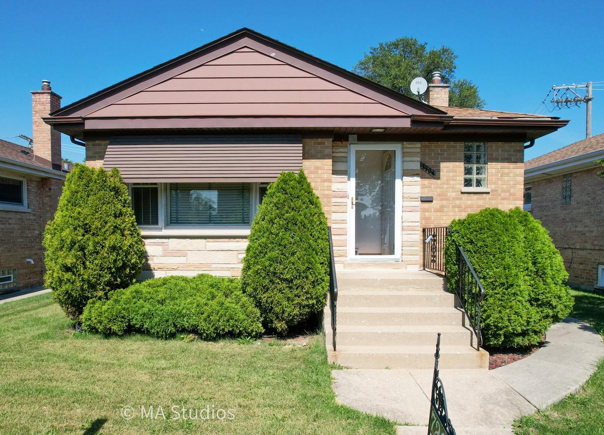 7204 W Myrtle Ave., Chicago, IL 60631