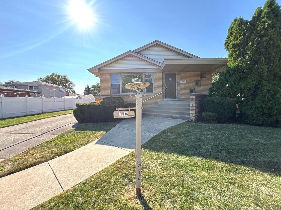 10036 Kedvale Ave., Oak Lawn, IL 60453