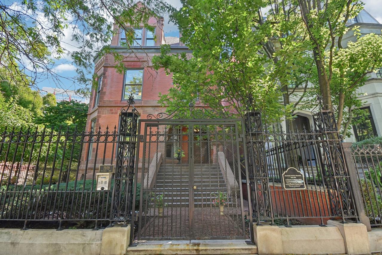 1919 S Prairie Ave. #3, Chicago, IL 60616