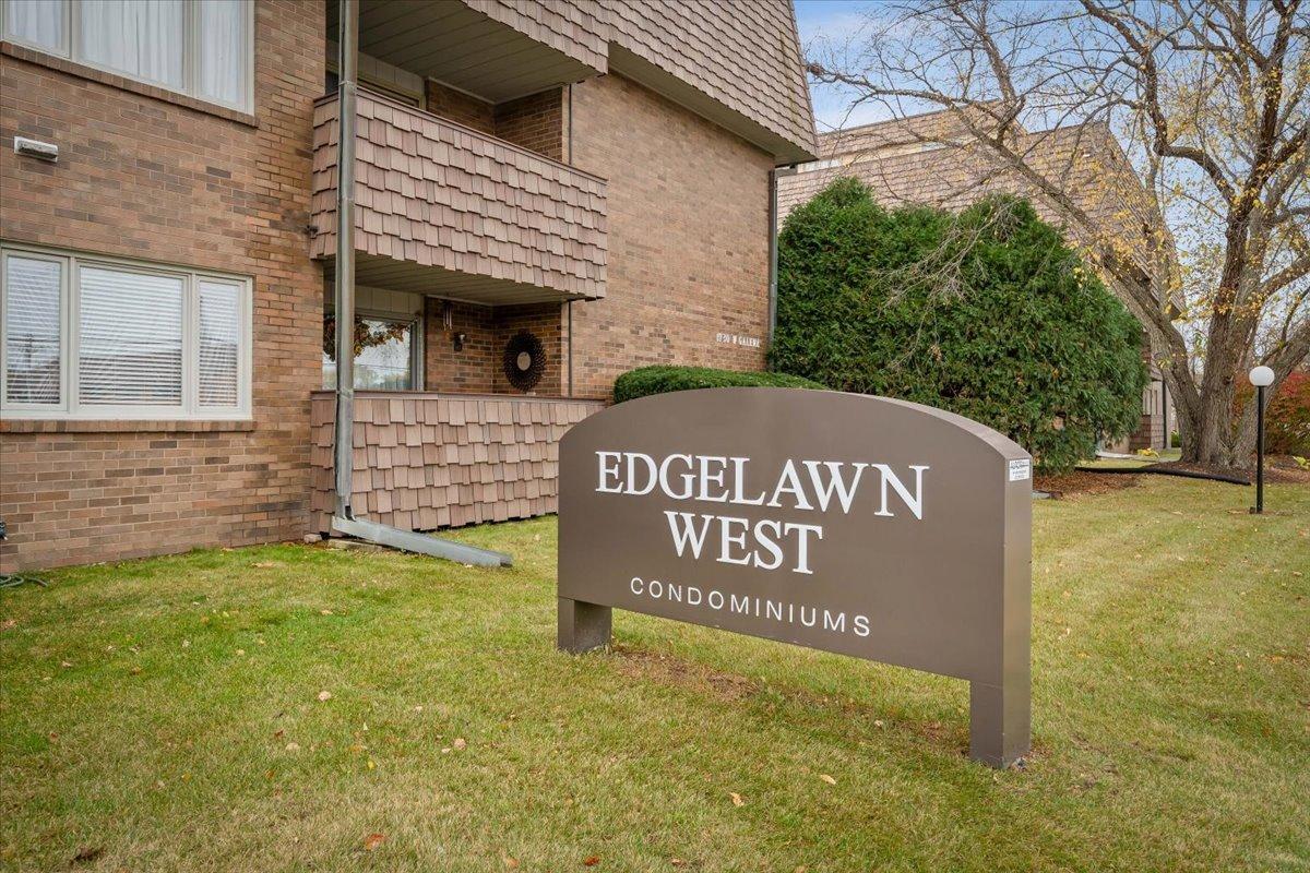 1730 W Galena Blvd. #402E, Aurora, IL 60506