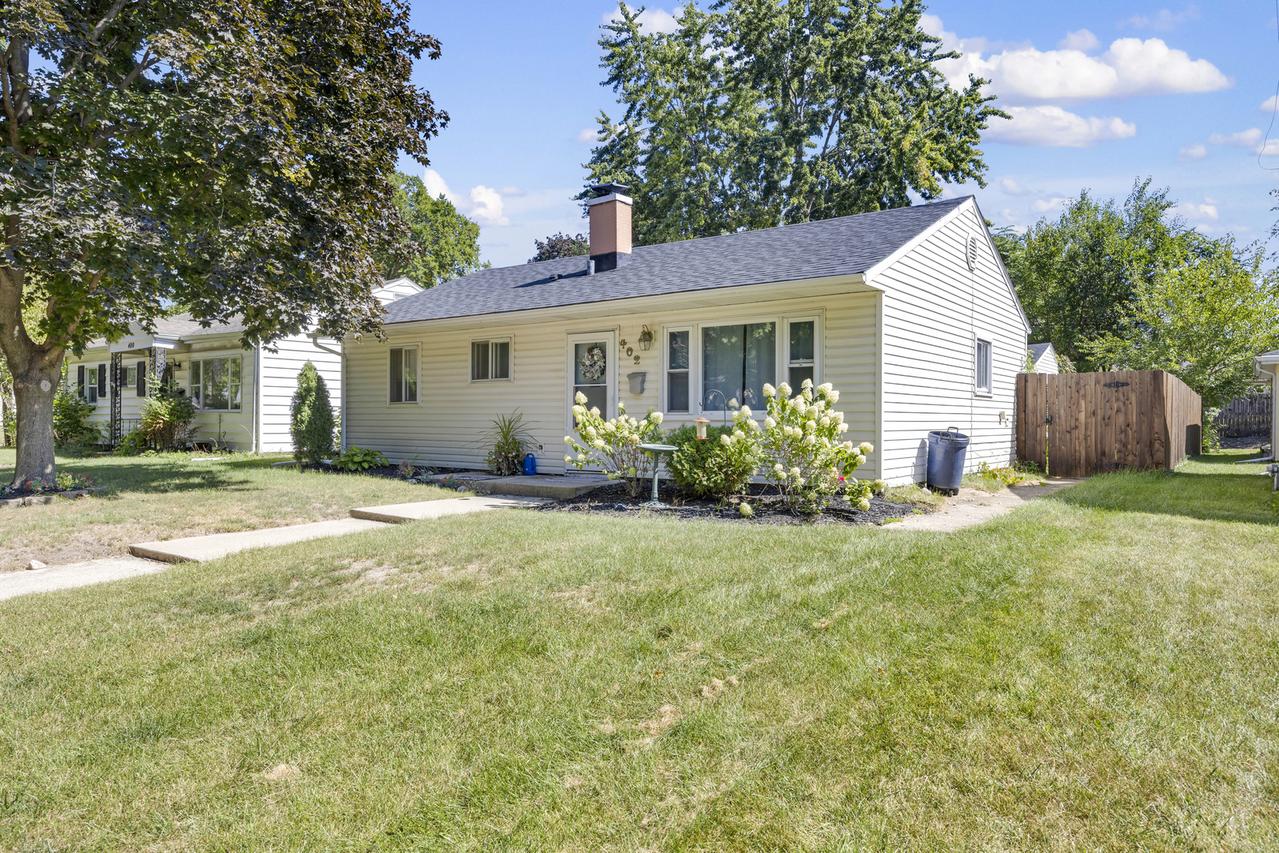 402 Oneill St., Joliet, IL 60436