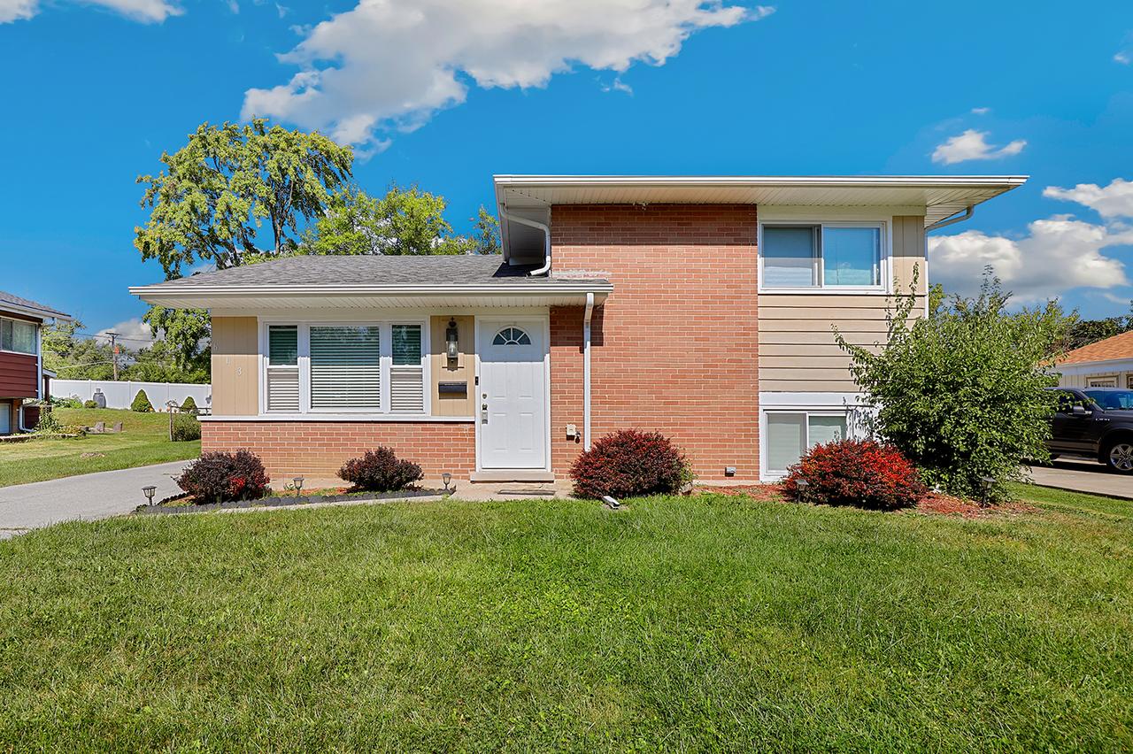 613 Saratoga Dr., Chicago Heights, IL 60411