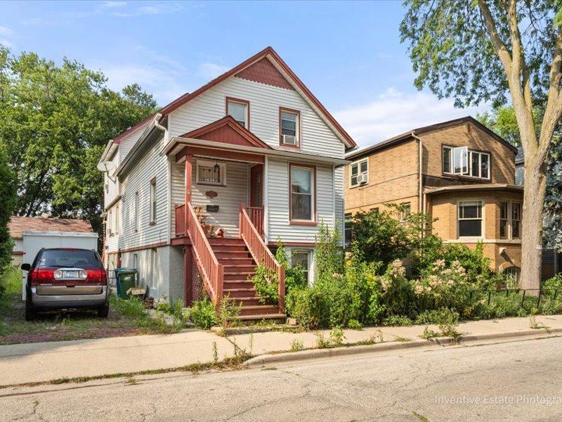 7421 Washington St., Forest Park, IL 60130