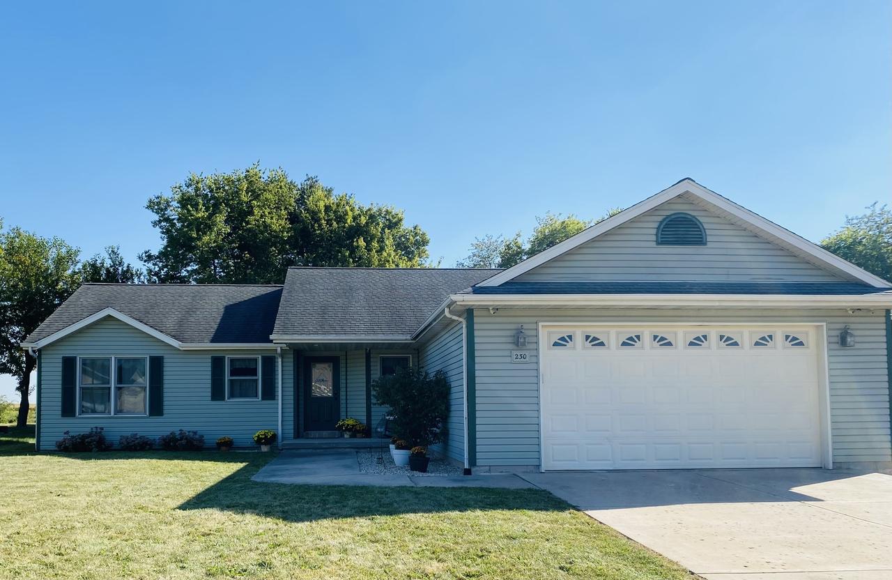 230 Lake Lida Ln., Rochelle, IL 61068