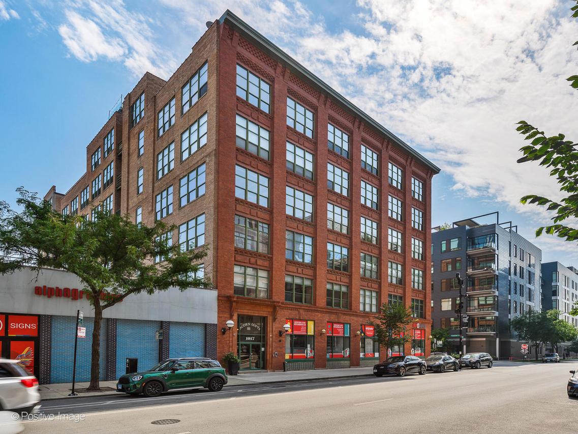 1017 W Washington Blvd. #6F, Chicago, IL 60607