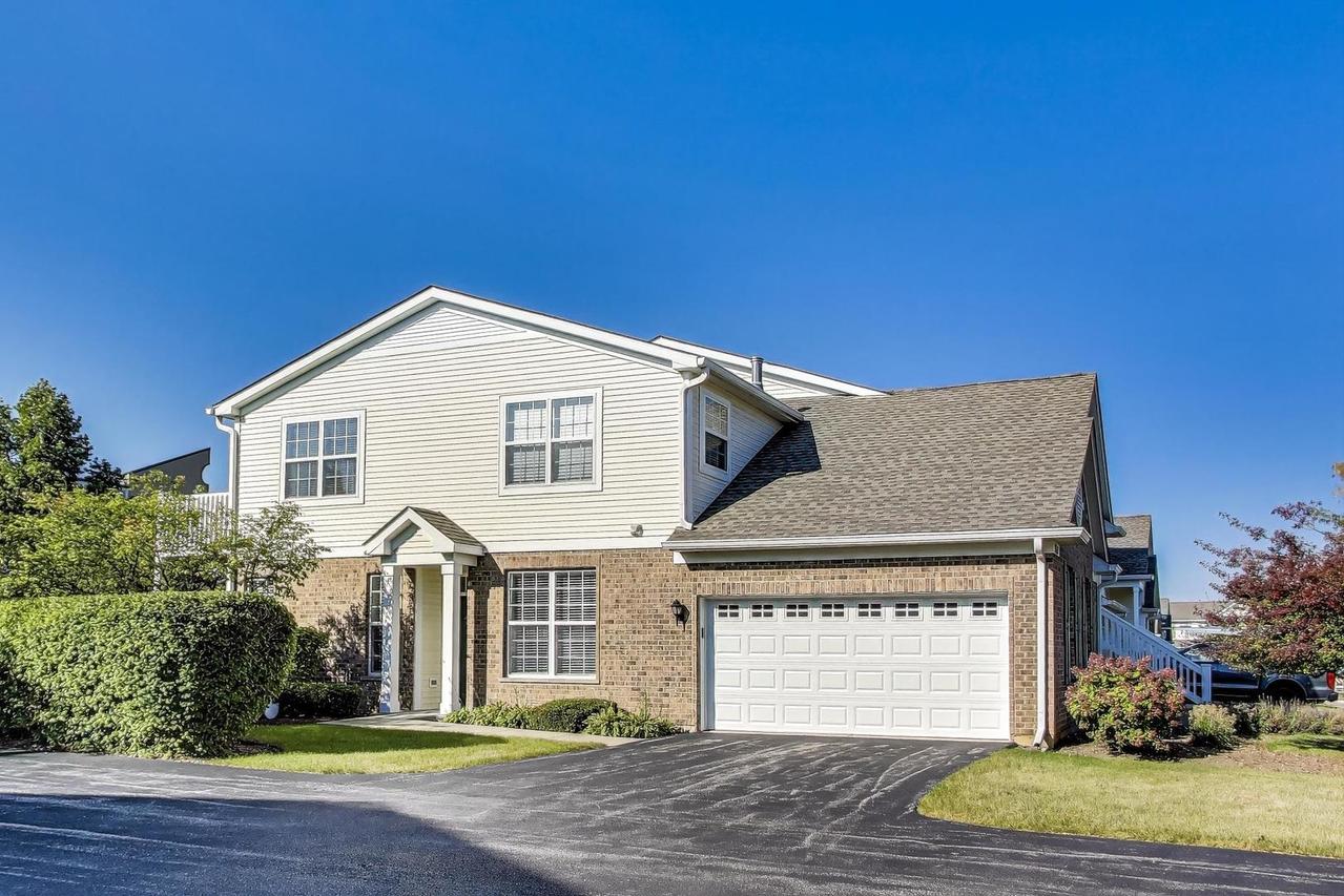 2641 Christie Dr. #6-1, Algonquin, IL 60102