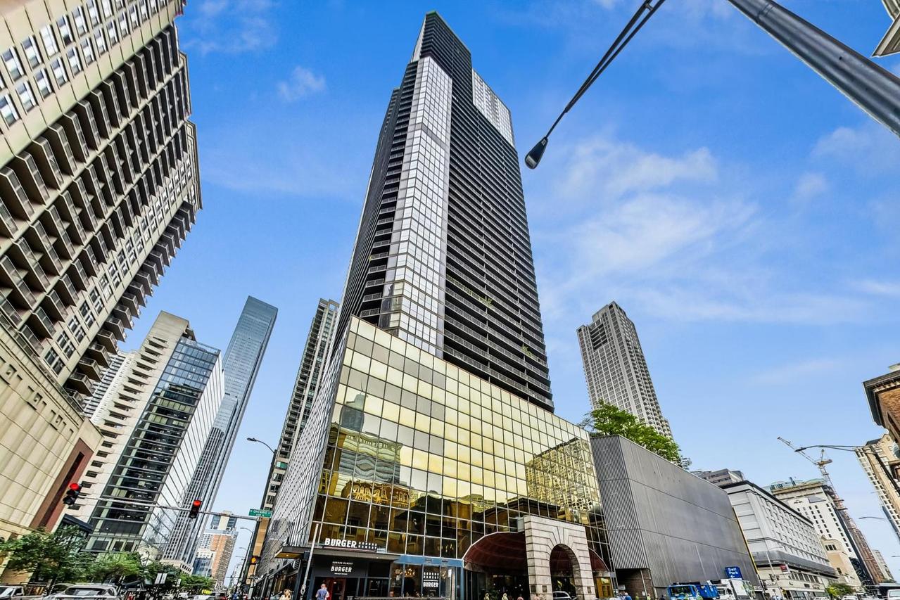 10 E Ontario St. #4703, Chicago, IL 60611