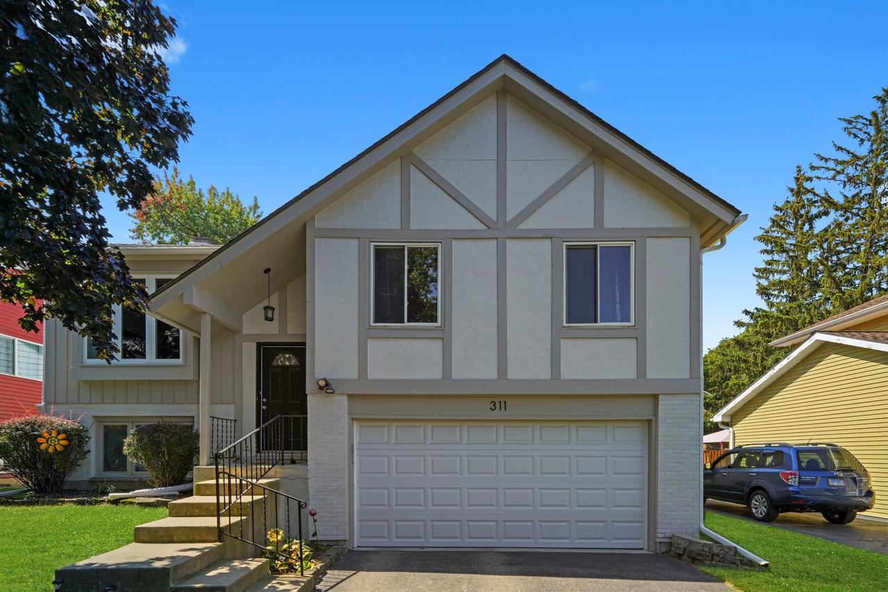 311 Harding Ave., Libertyville, IL 60048