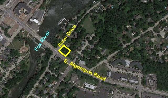 River Dr., Algonquin, IL 60102
