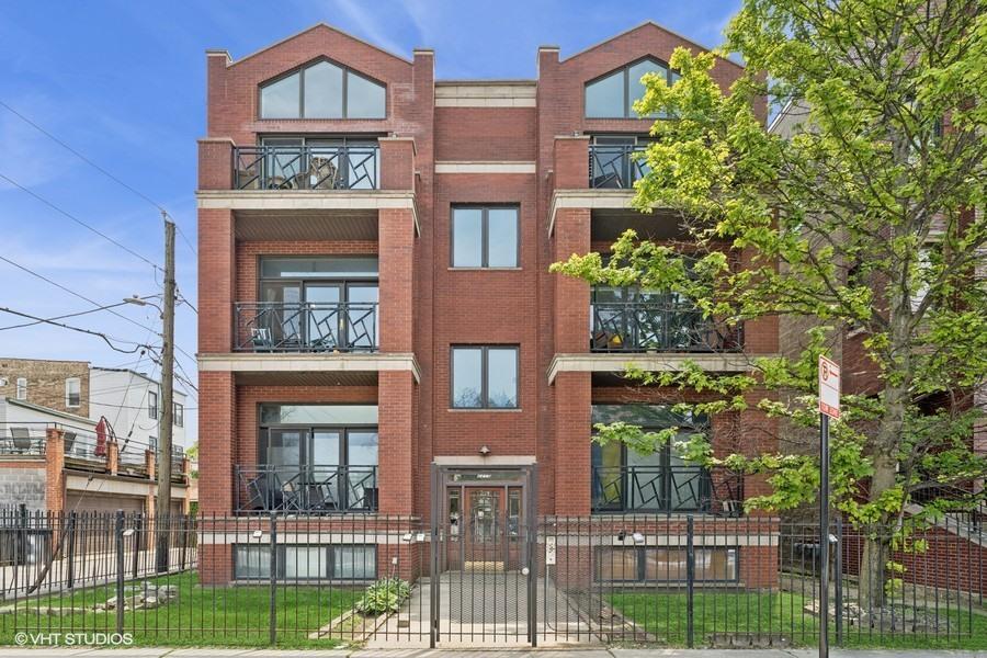 2215 W Augusta Blvd. #2E, Chicago, IL 60622