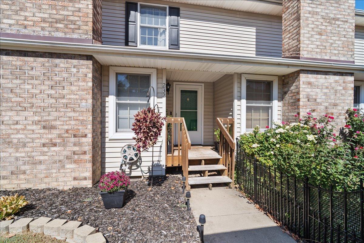 903 N Linden St. #232, Normal, IL 61761