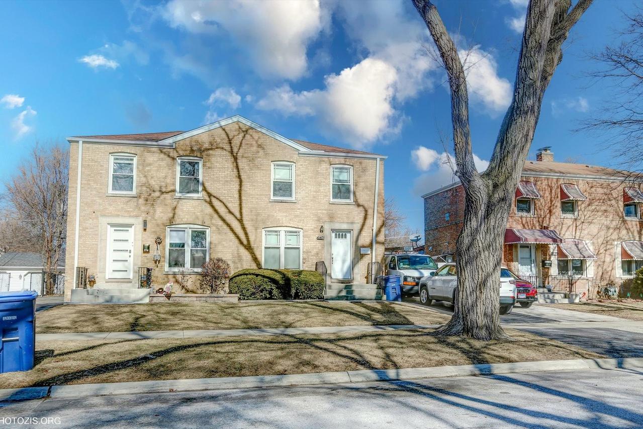 1776 Stockton Ave., Des Plaines, IL 60018