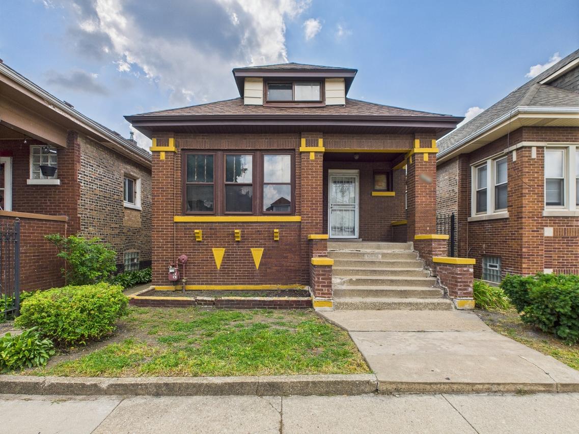 6106 S California Ave., Chicago, IL 60629