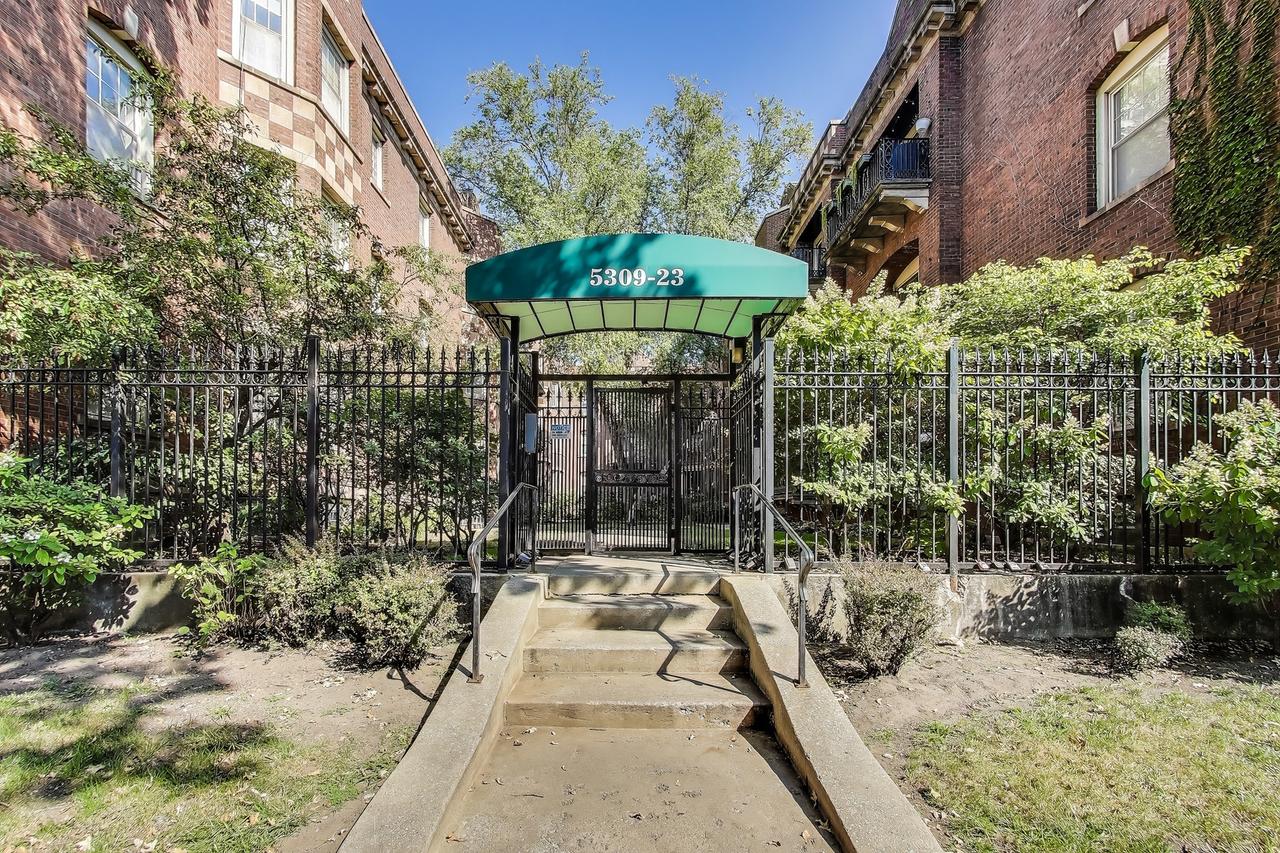 5315 S Harper Ave. #2, Chicago, IL 60615