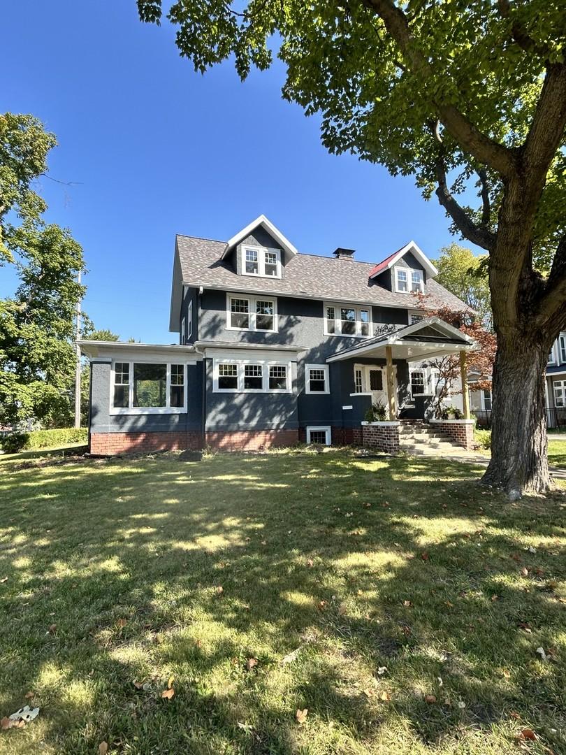 200 E Dakota St., Spring Valley, IL 61362
