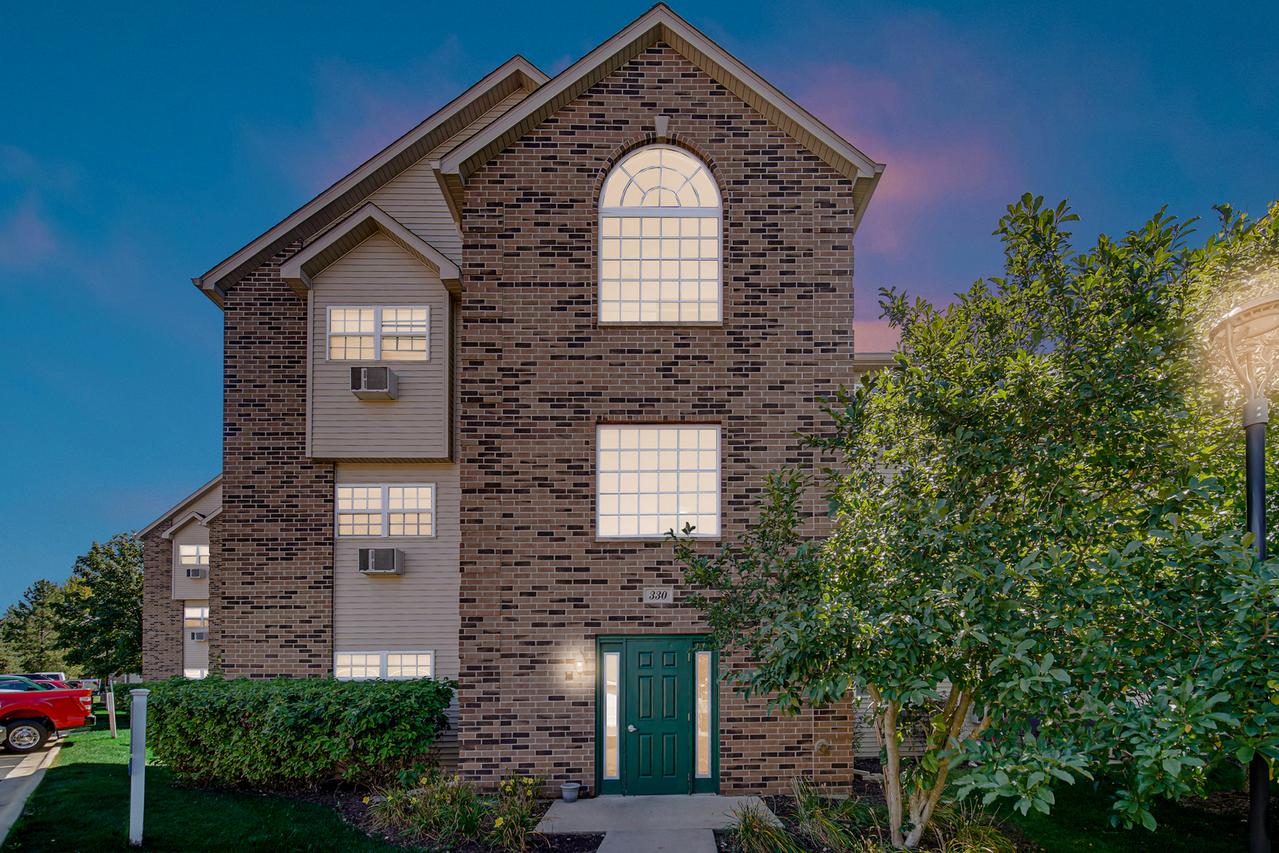 330 Cunat Blvd. #3c, Richmond, IL 60071