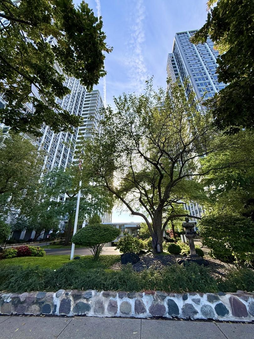 4250 N Marine Dr. #2414, Chicago, IL 60613