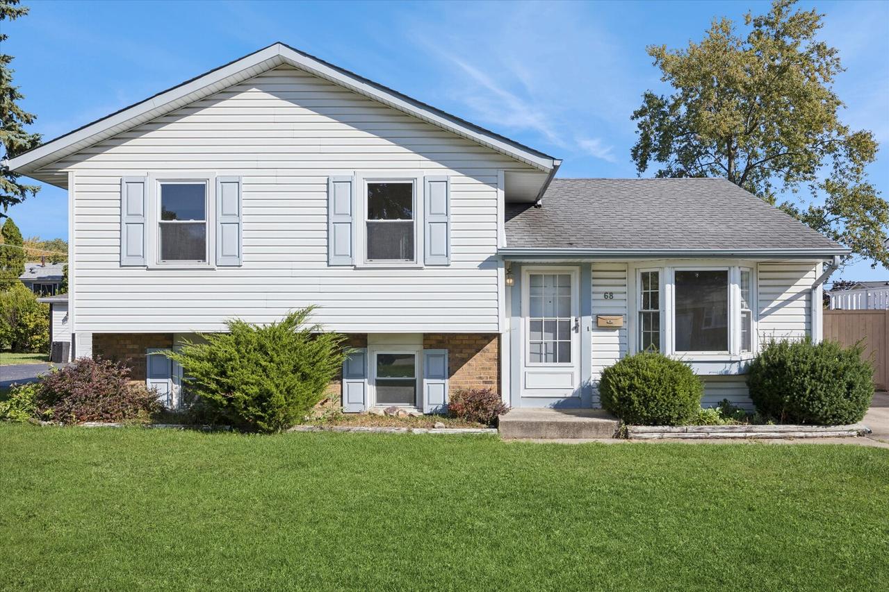 68 W Altgeld Ave., Glendale Heights, IL 60139