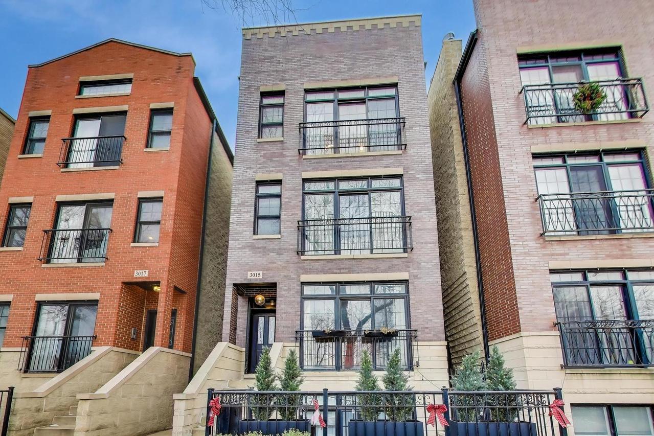 3015 N Damen Ave. #3, Chicago, IL 60618