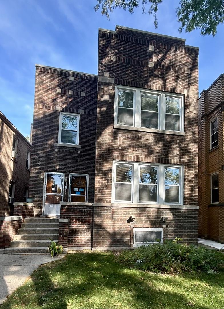 6117 N Meade Ave., Chicago, IL 60646