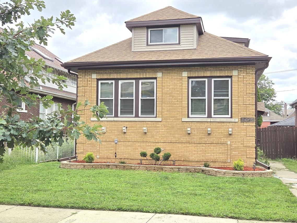 9845 S Hoyne Ave., Chicago, IL 60643