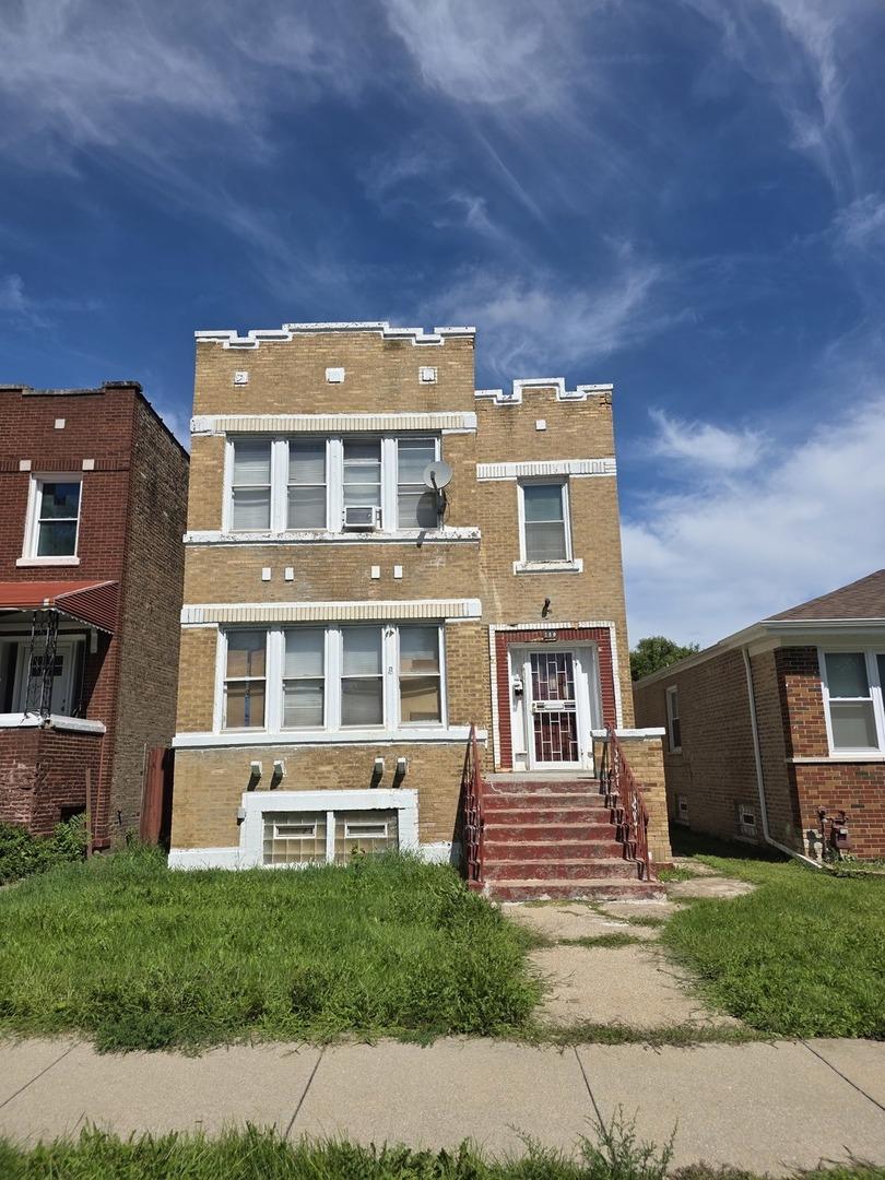 150 E 120th St., Chicago, IL 60628