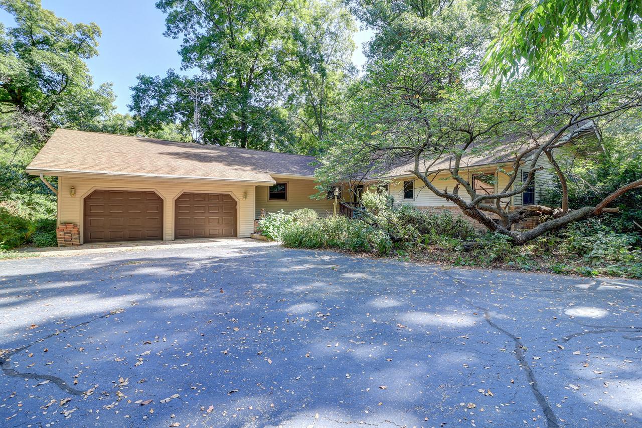 20644 White Oaks Rd., Morrison, IL 61270
