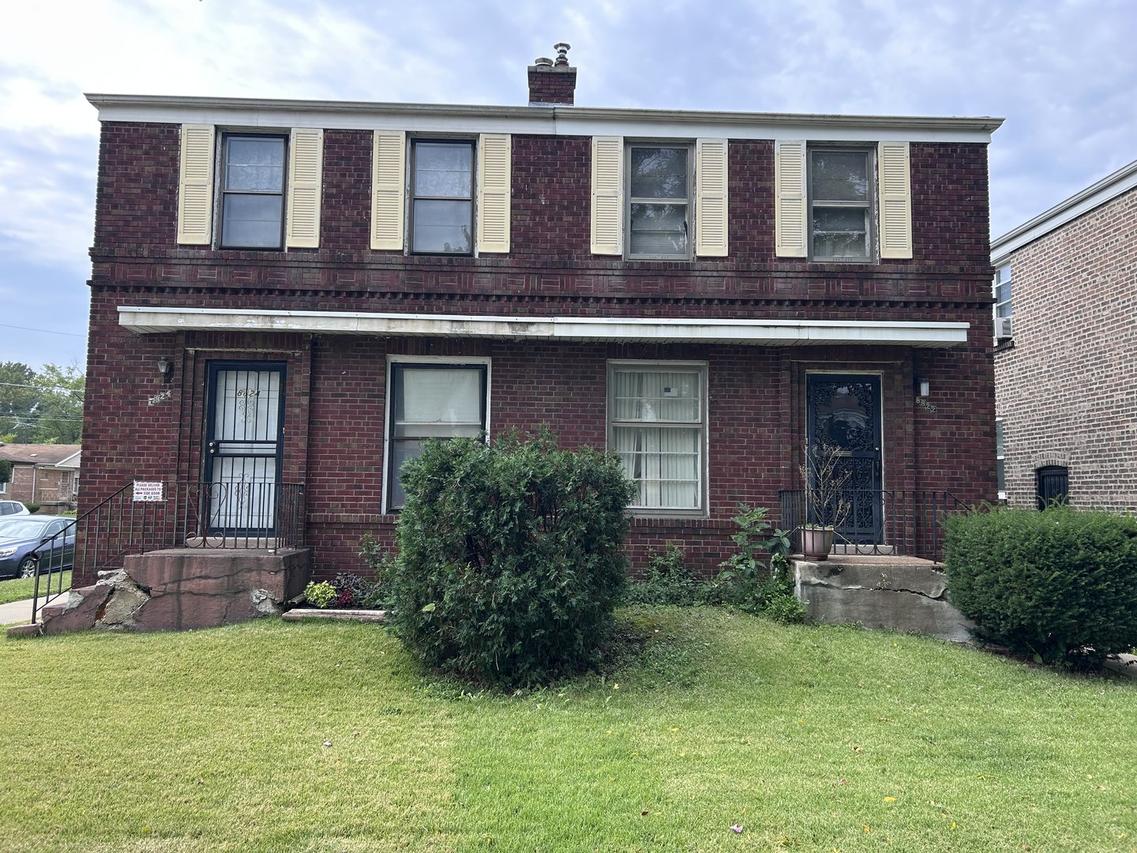 8822 S Kenwood Ave., Chicago, IL 60619