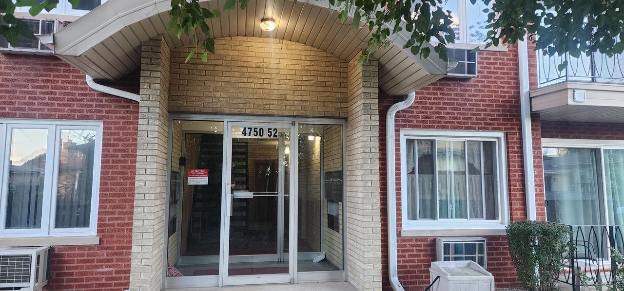 [Address Hidden by Seller], Oak Lawn, IL 60453