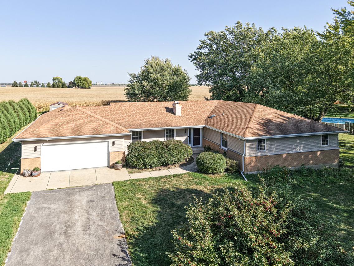 21182 Virginia Rd., Dekalb, IL 60115