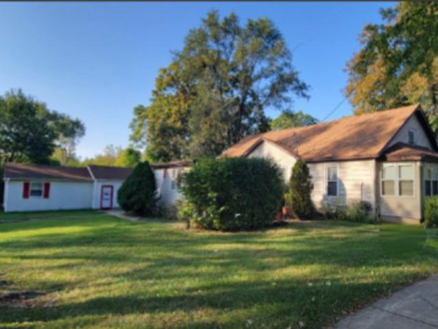 327 S State St., Lockport, IL 60441