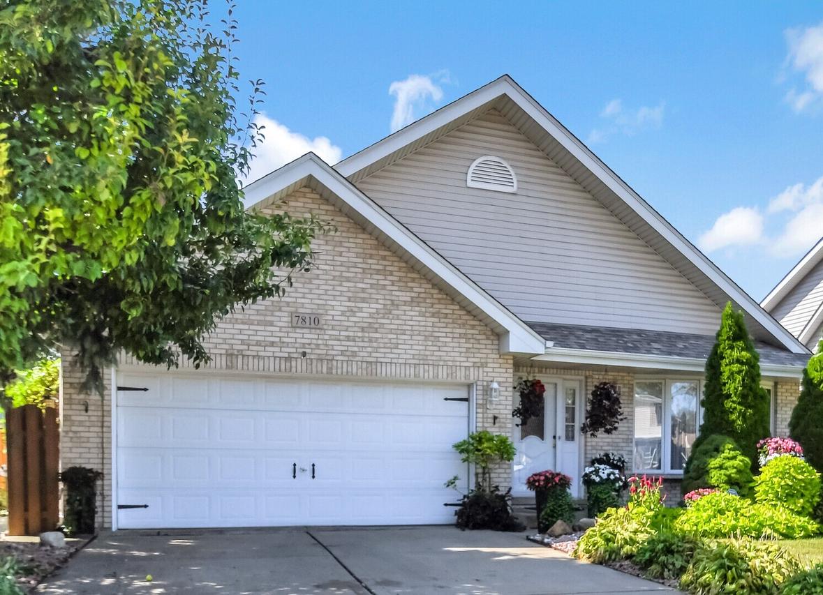 7810 S Lockwood Ave., Burbank, IL 60459