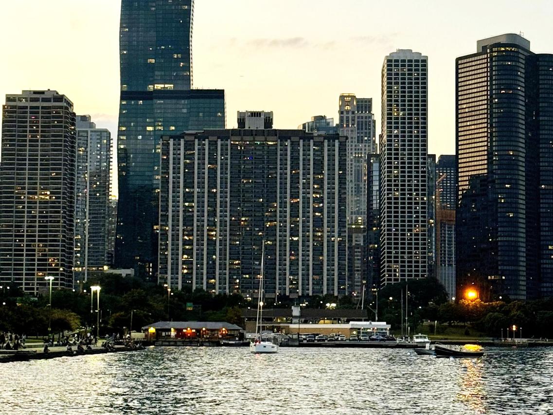 400 E Randolph St. #1510, Chicago, IL 60601