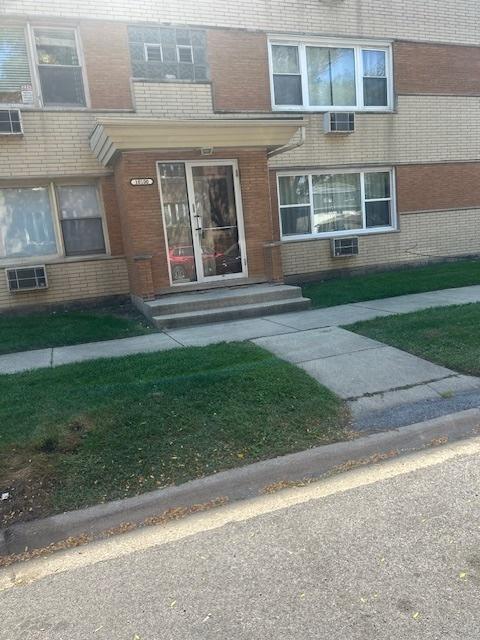 10100 S Pulaski Rd. #1E, Oak Lawn, IL 60453