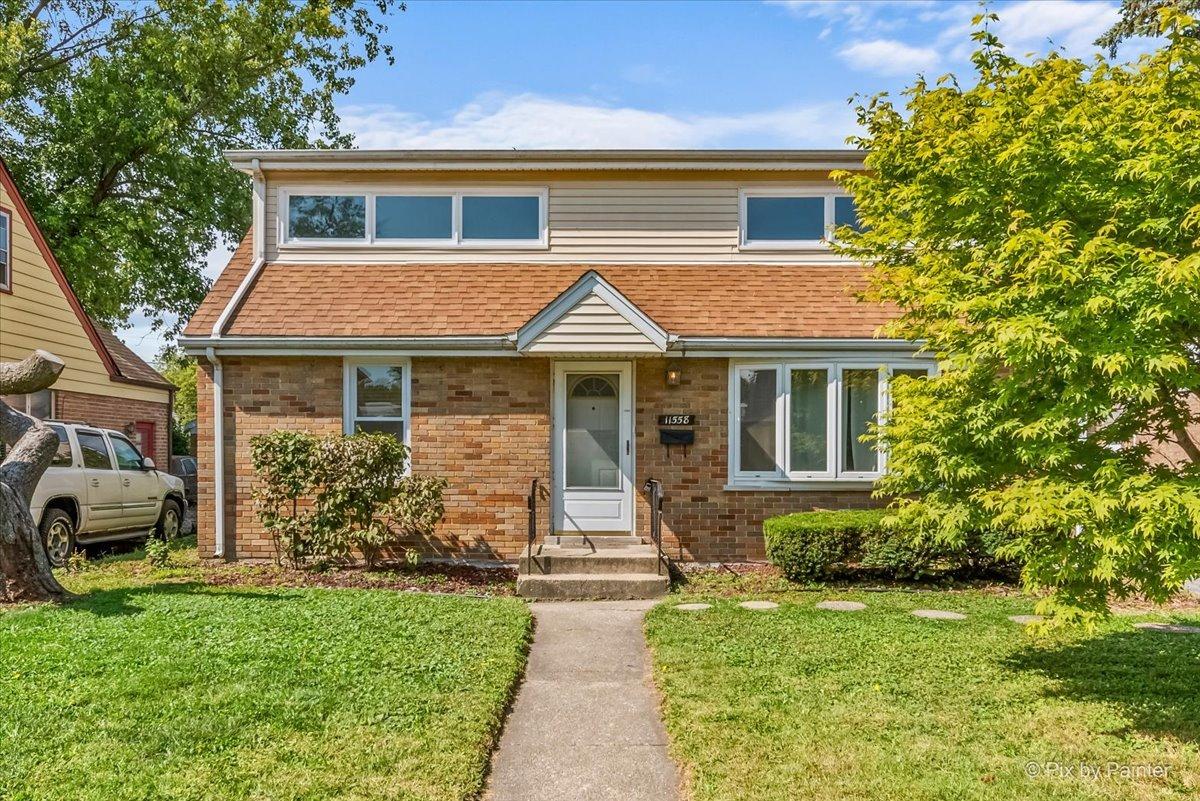 11558 S Kolmar Ave., Alsip, IL 60803