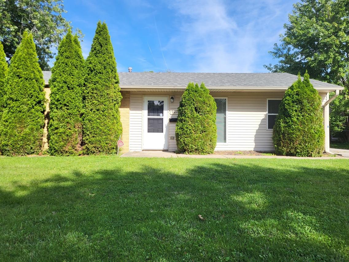 907 Dartmouth Ave., Matteson, IL 60443