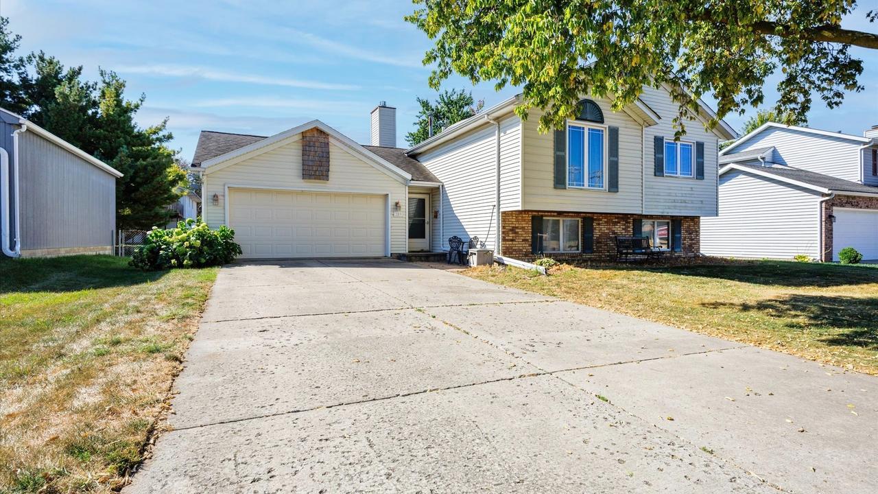 209 W Raab Rd., Normal, IL 61761