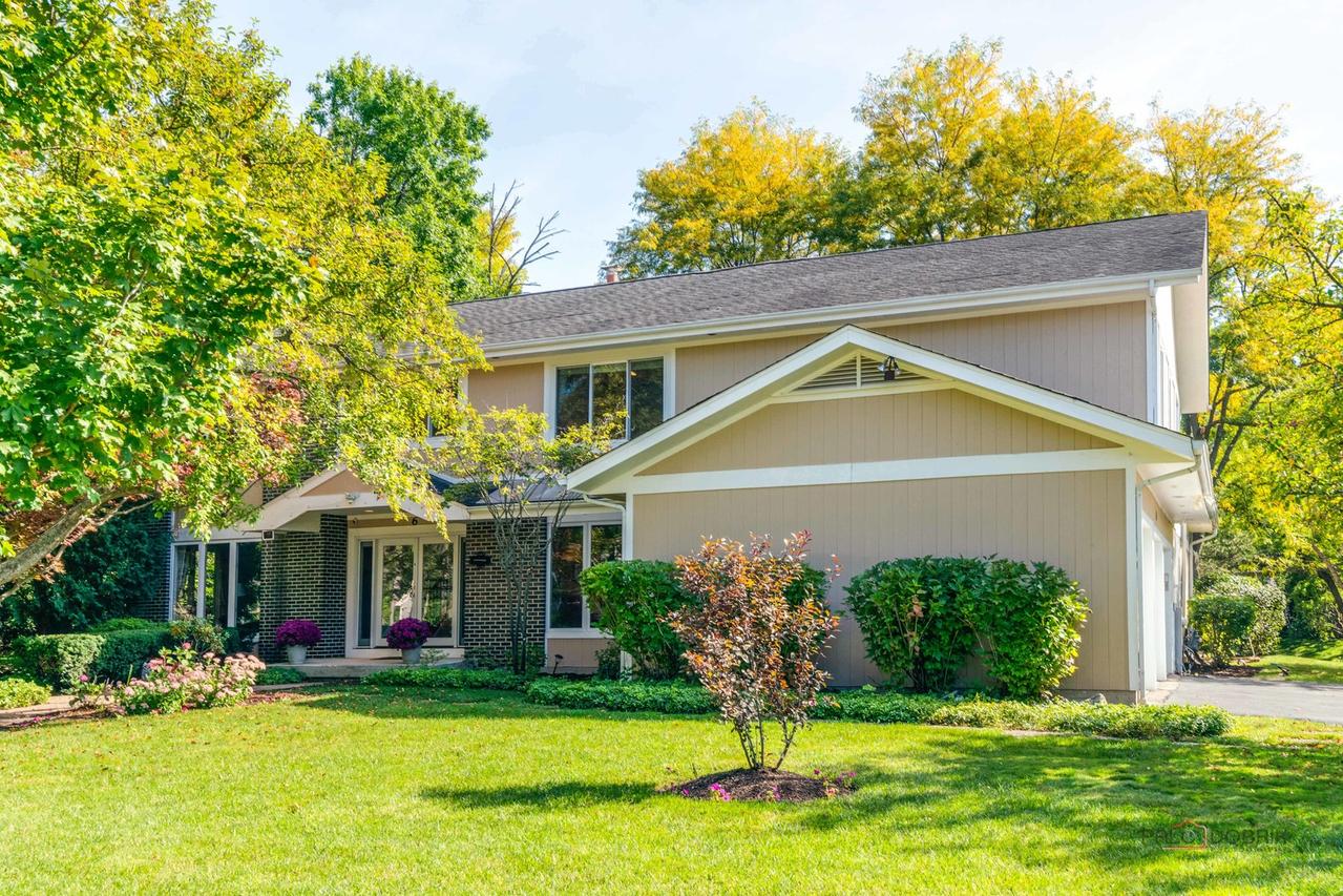 6 Devonshire Ln., Lincolnshire, IL 60069