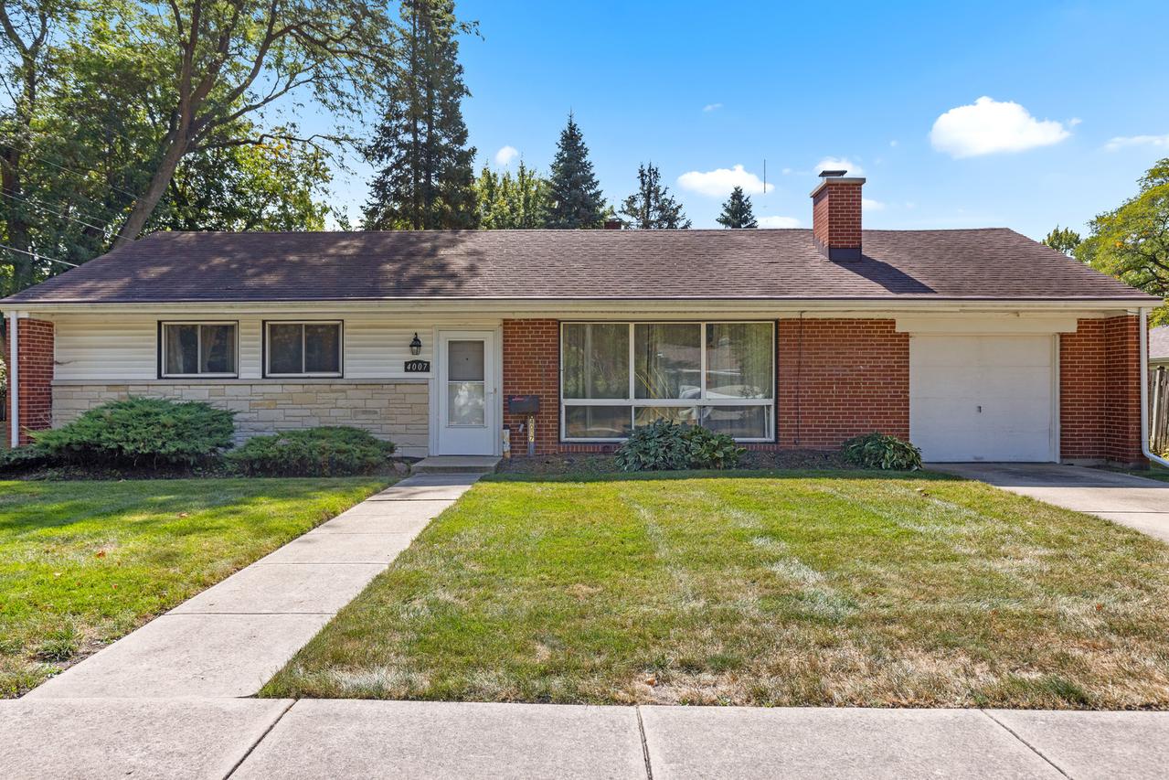 4007 Buckingham Dr., Rockford, IL 61107