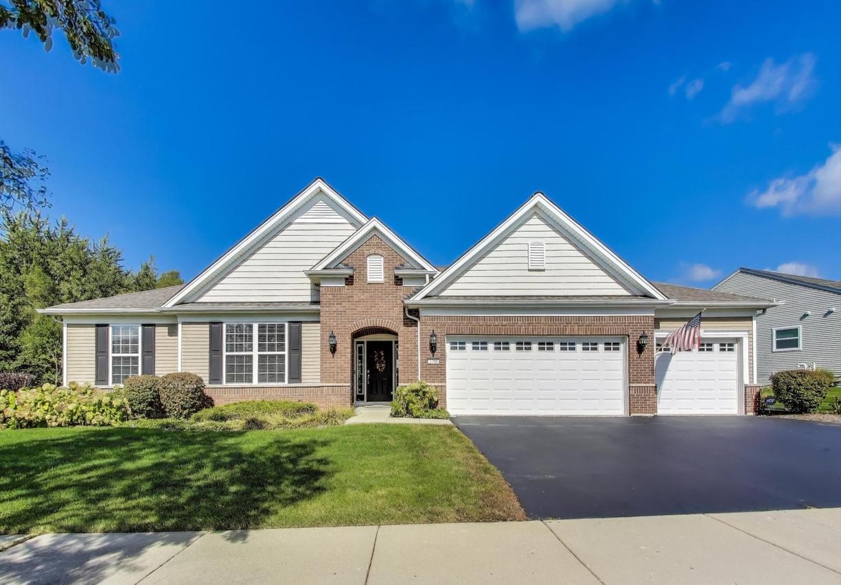 3706 Canton Cir., Mundelein, IL 60060