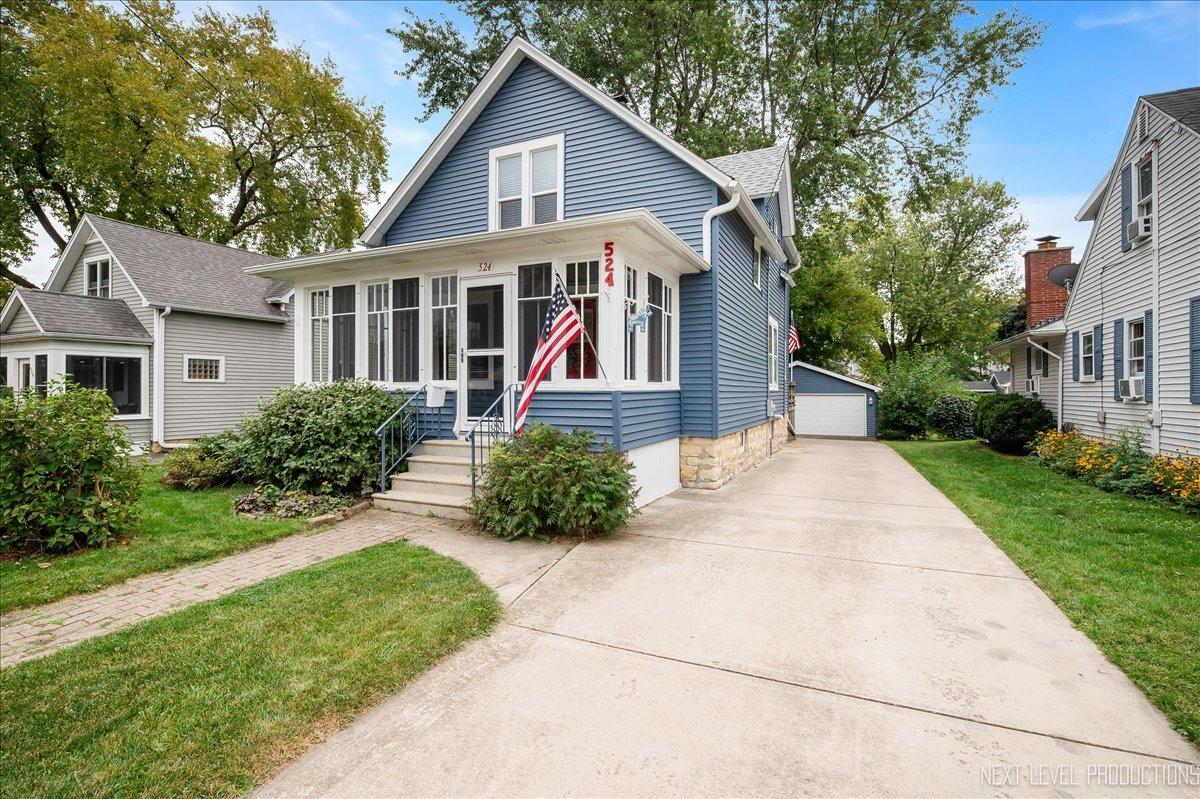 524 Walnut St., Batavia, IL 60510
