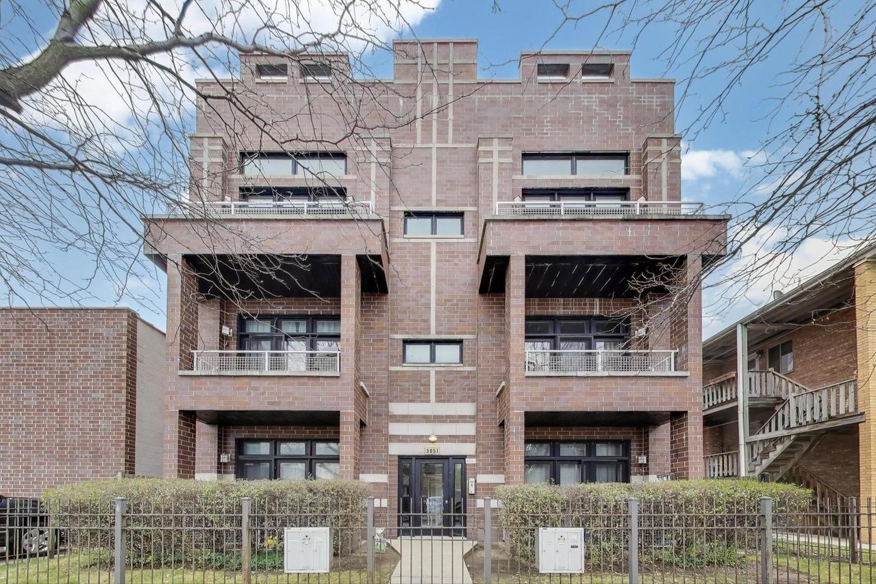 3051 N Harlem Ave. #3N, Chicago, IL 60634