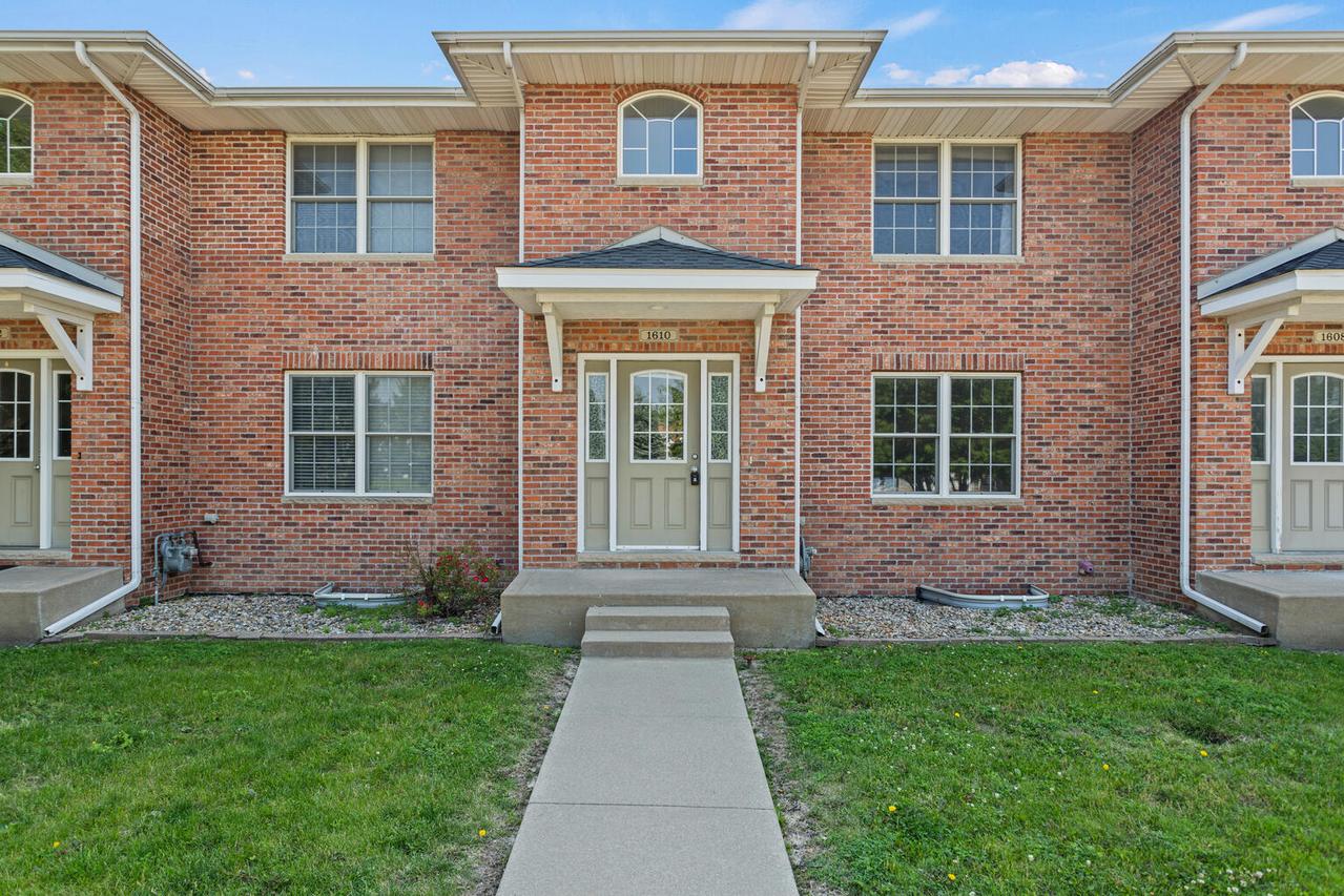 1610 Belclare Rd., Normal, IL 61761