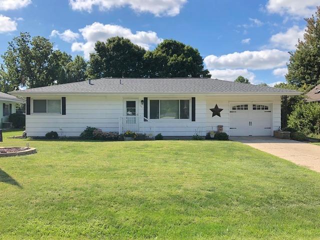 303 E Mckinley St., Philo, IL 61864