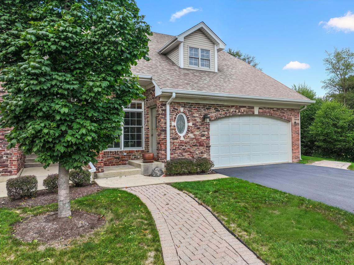 566 W Bridge View Ct., Palatine, IL 60067