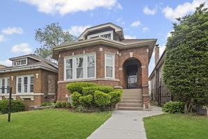 9425 S Vernon Ave., Chicago, IL 60619