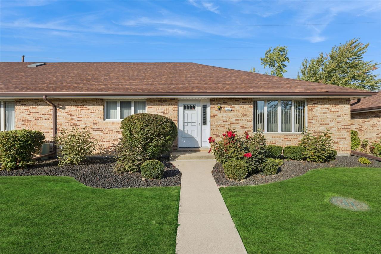 15253 S 74th Ct., Orland Park, IL 60462