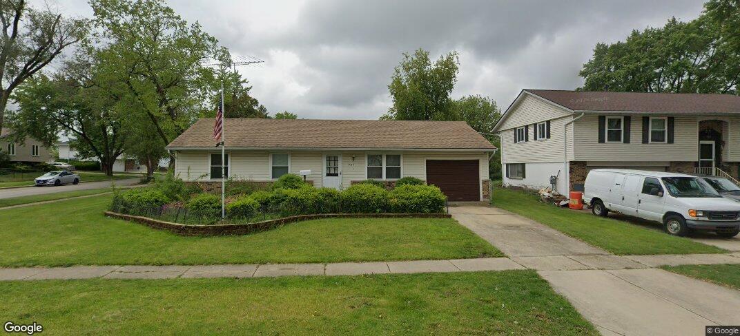 905 Miller Ave., Streamwood, IL 60107