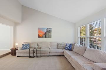 629 Manhattan Cir., Oswego, IL 60543